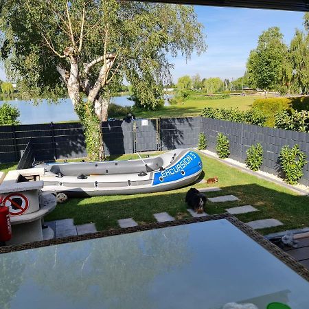 Ferienhaus Am See Hungen Extérieur photo