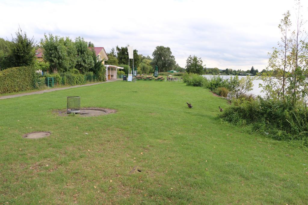 Ferienhaus Am See Hungen Extérieur photo